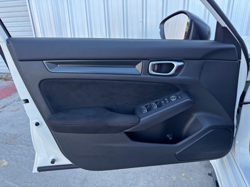 Used 2024 Honda Civic Type R image 40