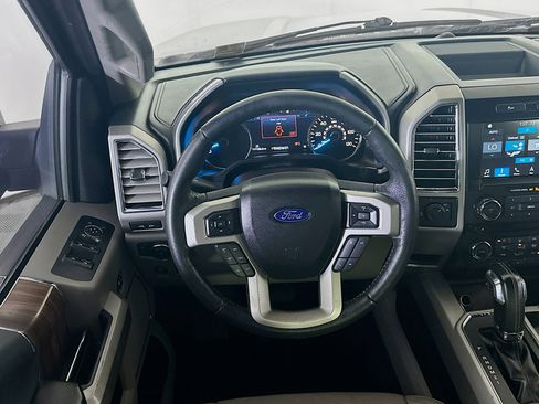 Used 2016 Ford F150 Lariat RWD image 18