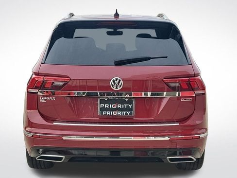 Used 2019 Volkswagen Tiguan SEL R-Line image 4