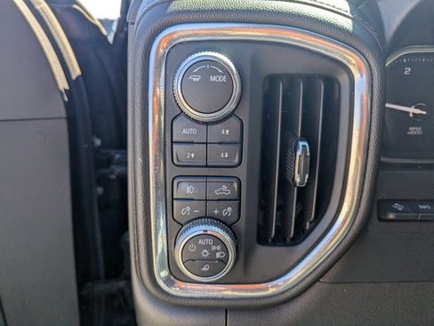 Used 2020 GMC Sierra 2500 Denali w/ Denali Ultimate Package AWD/4WD image 17