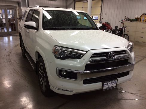 Used 2023 Toyota 4Runner Limited image 7