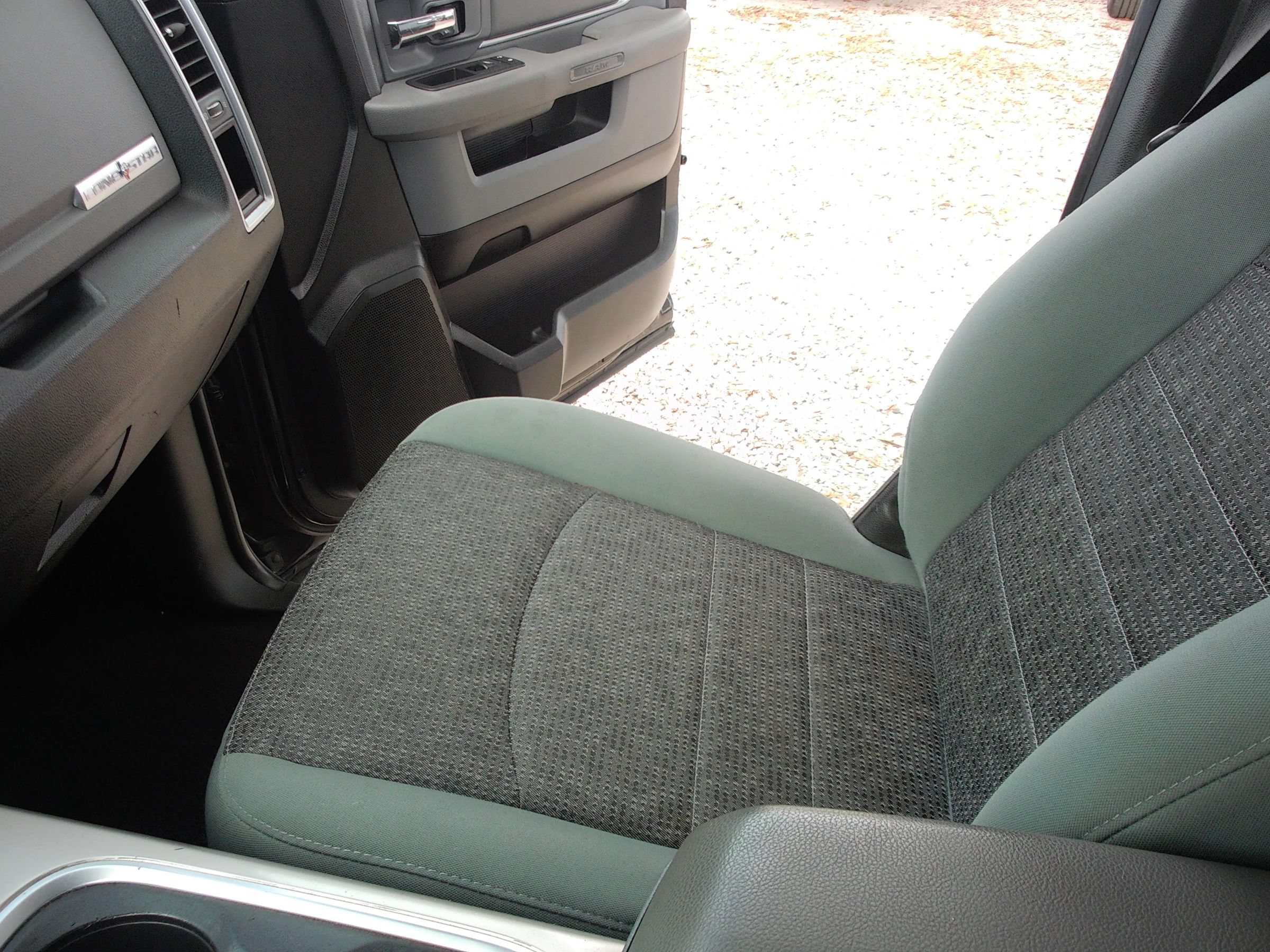 Used 2016 RAM 1500 Lone Star RWD image 19
