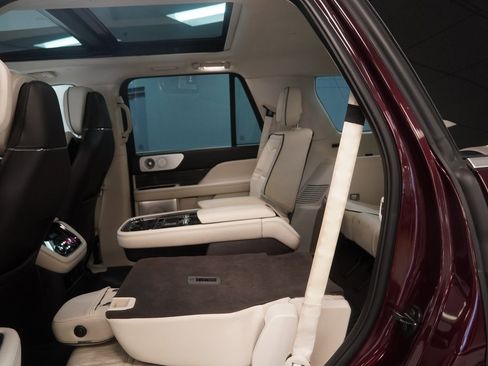 Used 2018 Lincoln Navigator Black Label image 29