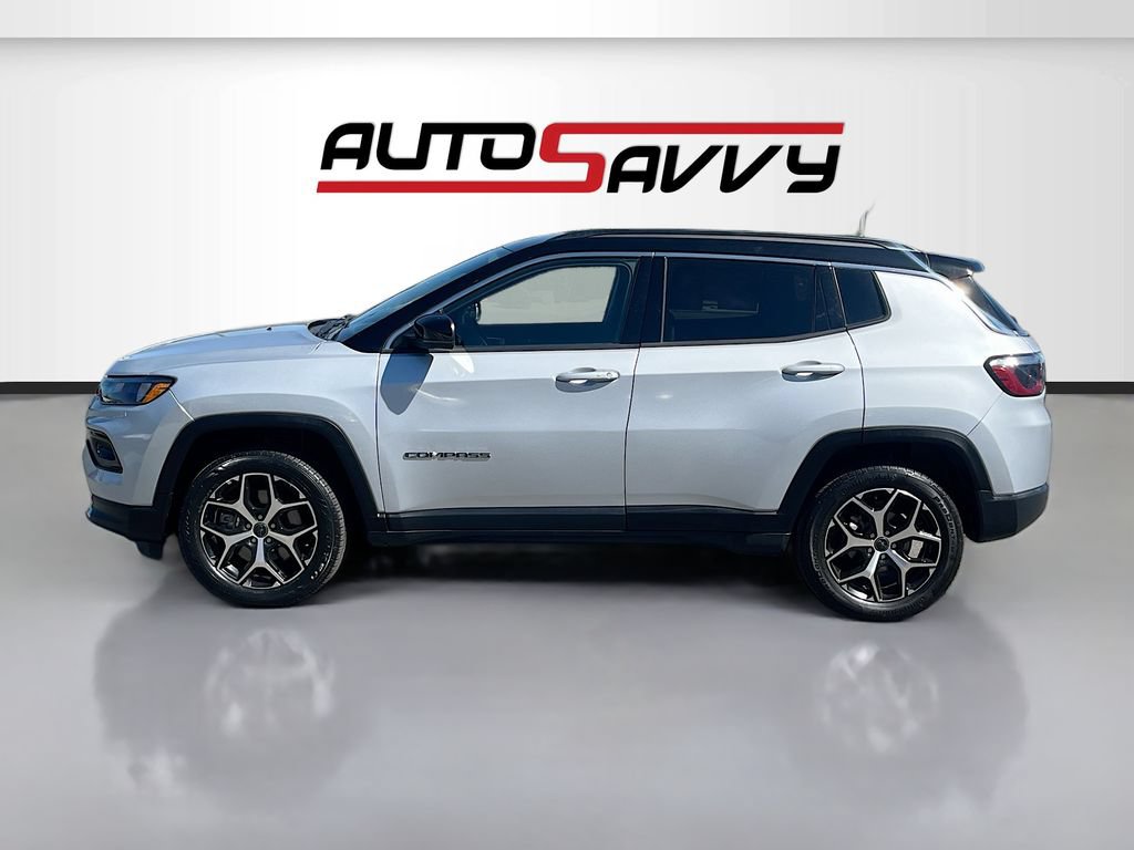 Used 2025 Jeep Compass Limited AWD/4WD image 4
