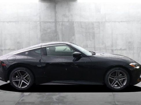 Certified 2025 Nissan Z Sport w/ Floor Mat Package RWD image 5