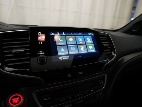 Used 2025 Honda Passport EX-L image 6