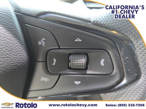 Used 2025 Chevrolet Trax LT w/ LPO, Blackout Package FWD image 22