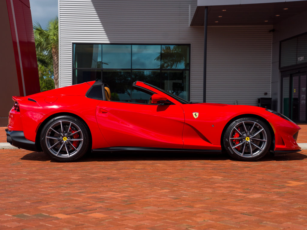 Certified 2022 Ferrari 812 GTS RWD image 8