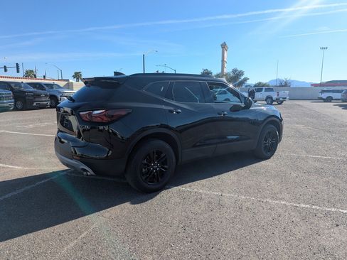 Used 2021 Chevrolet Blazer LT w/ Midnight/Sport Edition image 4