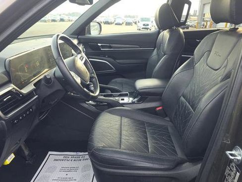 Used 2023 Kia Telluride EX X-Line image 5