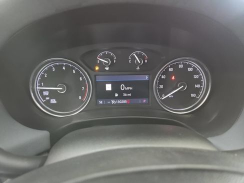 Used 2020 Buick Enclave Essence w/ Sound and Sites Package FWD image 38