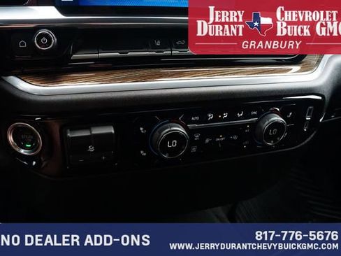 Used 2025 Chevrolet Silverado 2500 LT w/ Convenience Package AWD/4WD image 13