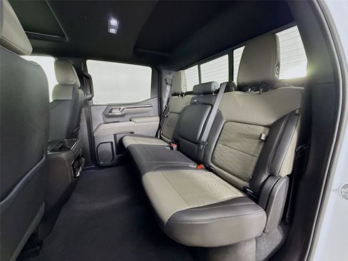 Used 2024 Chevrolet Silverado 1500 ZR2 w/ Technology Package image 25