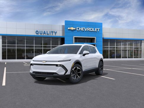 New 2026 Chevrolet Equinox EV LT image 32