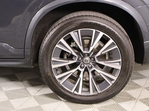 Used 2021 Volvo XC90 T5 Momentum w/ Advanced Package image 21