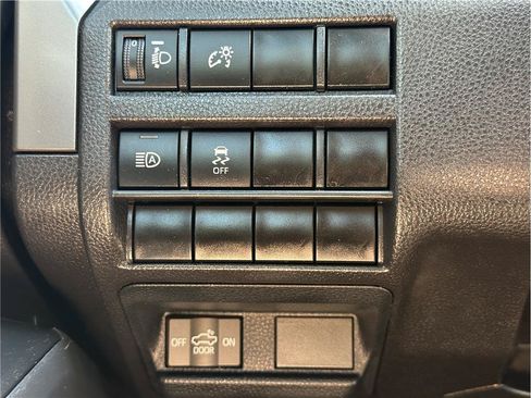Used 2024 Toyota Tacoma SR5 AWD/4WD image 26