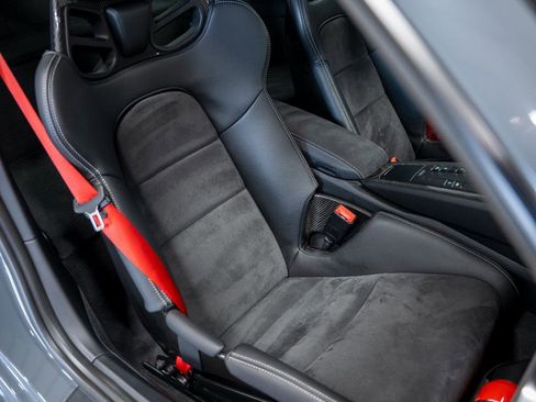 Used 2018 Porsche 911 GT3 image 79