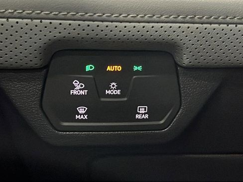 Used 2024 Volkswagen Atlas Peak Edition SEL image 20