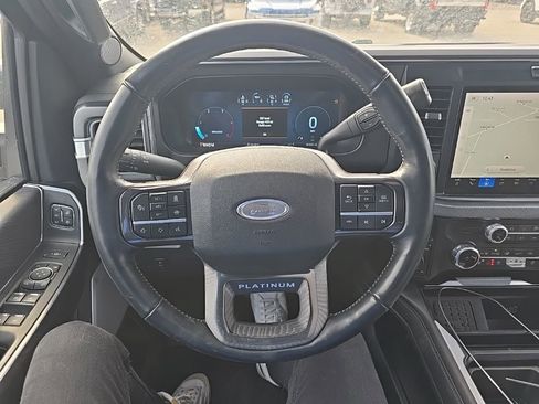 Used 2025 Ford F450 Platinum image 8