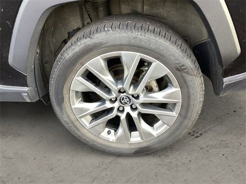 Used 2023 Toyota RAV4 Limited image 14