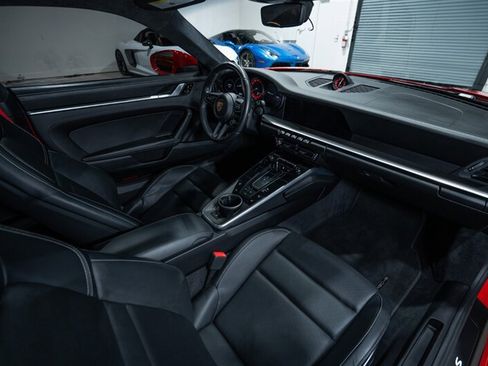 Used 2020 Porsche 911 Carrera S w/ Sport Package RWD image 29