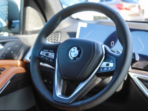 New 2026 BMW X5 xDrive40i w/ Climate Comfort Package image 15