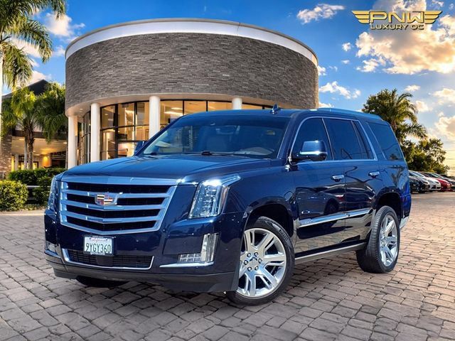 Used 2017 Cadillac Escalade Premium Luxury AWD/4WD image 1