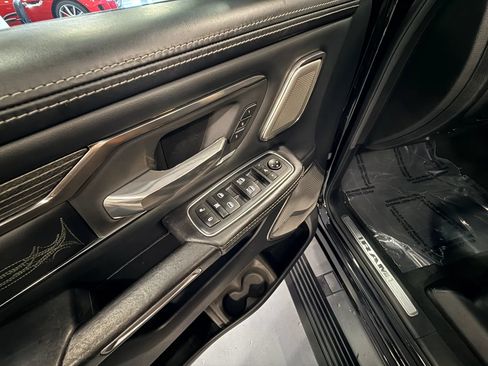 Used 2020 RAM 1500 Limited w/ Black Appearance Package RWD image 38