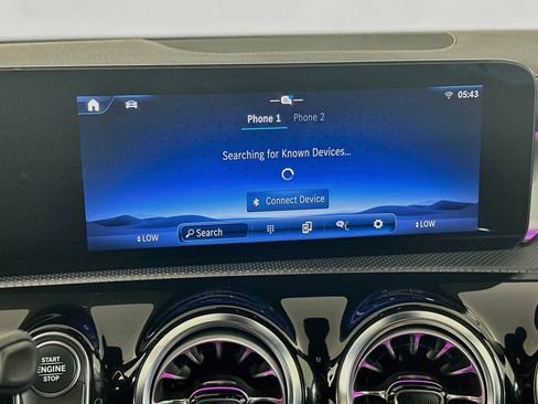 Used 2025 Mercedes-Benz CLA 250 4MATIC image 21