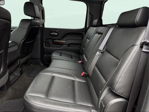 Used 2015 GMC Sierra 2500 SLT w/ Suspension Package, Off-Road image 12