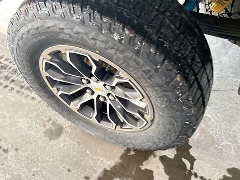 Used 2021 Chevrolet Colorado ZR2 image 31