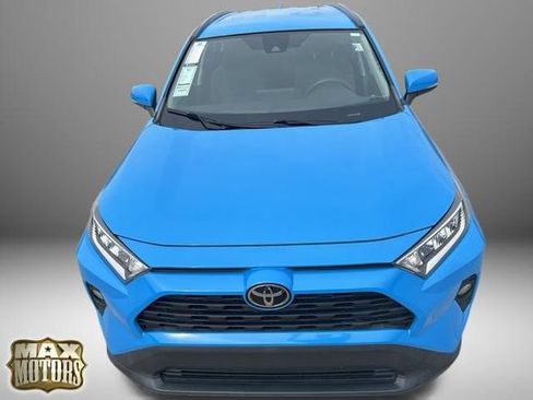 Used 2021 Toyota RAV4 XLE FWD image 15
