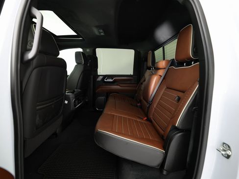 Used 2026 GMC Sierra 2500 Denali Ultimate image 15