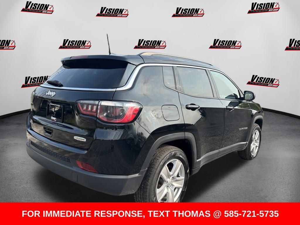 Used 2022 Jeep Compass Latitude w/ Convenience Group AWD/4WD image 5