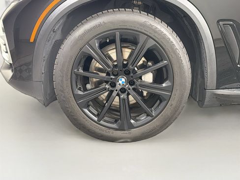 Used 2019 BMW X5 xDrive40i w/ Off-Road Package AWD/4WD image 34