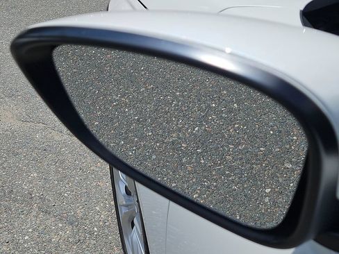 Certified 2023 Honda Accord LX image 19