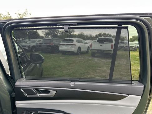 Used 2024 Volkswagen Atlas Peak Edition SEL image 43