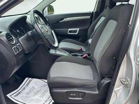 Used 2012 Chevrolet Captiva Sport LS FWD image 9