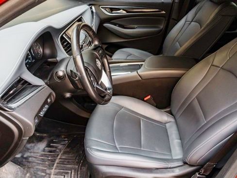 Used 2022 Buick Enclave Premium image 8