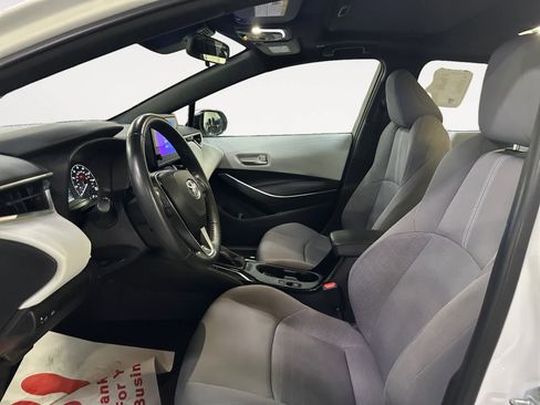 Used 2024 Toyota Corolla SE w/ SE Premium Package image 13