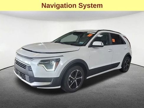 Used 2023 Kia Niro EX FWD image 4