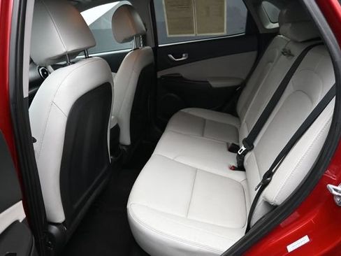 Used 2023 Hyundai Kona Limited FWD image 13