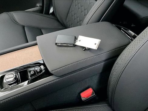 New 2026 Volvo XC90 B5 Plus image 29