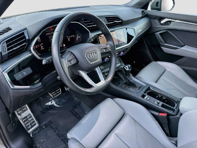 Used 2024 Audi Q3 2.0T Premium Plus AWD/4WD image 25