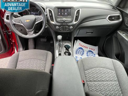 Certified 2023 Chevrolet Equinox LT FWD image 2