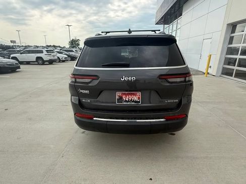 Used 2024 Jeep Grand Cherokee L Laredo w/ MOPAR Finishing Package AWD/4WD image 4