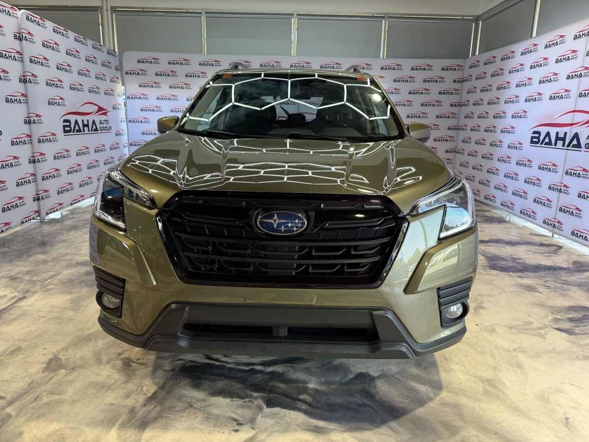 Used 2022 Subaru Forester Premium AWD/4WD image 2