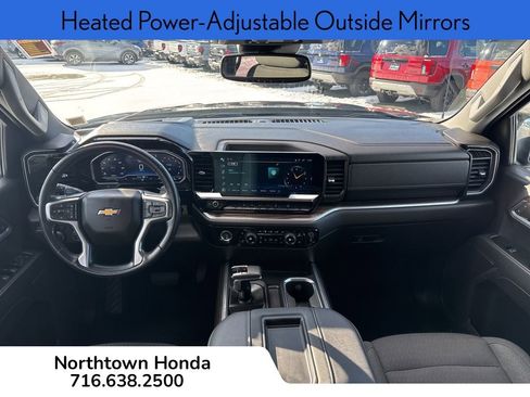 Used 2022 Chevrolet Silverado 1500 LT w/ Z71 Off-Road Package image 20