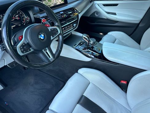 Used 2018 BMW M5 w/ Executive Package image 4