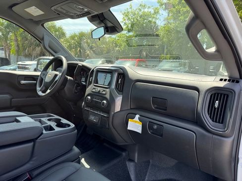New 2025 Chevrolet Silverado 1500 W/T w/ Trailering Package image 17
